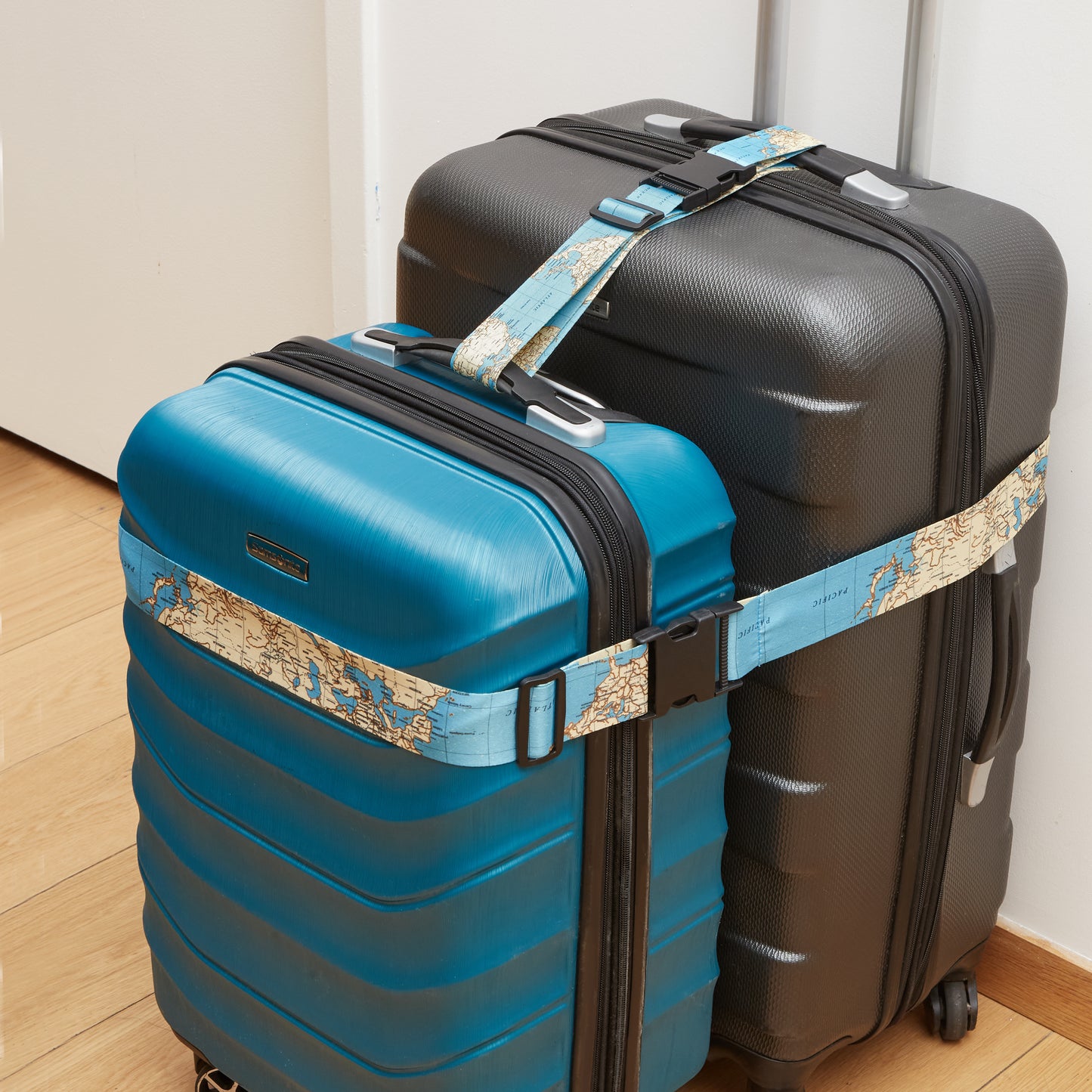 Kikkerland World Traveler Luggage Straps Set of 2
